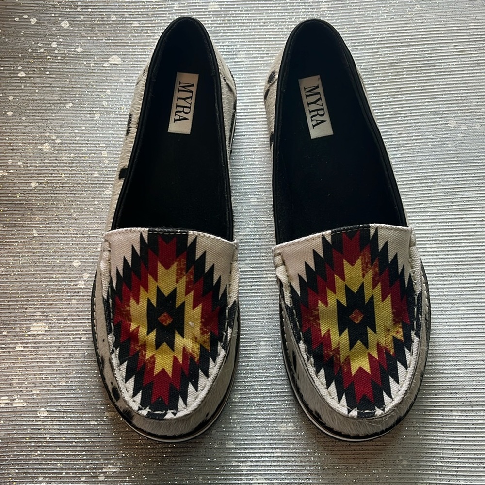 Myra Uranium loafers